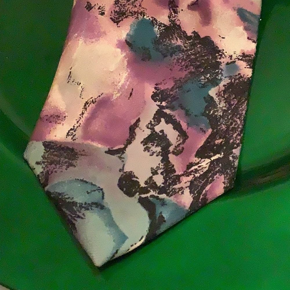 Neck tie by HARV’E Bernard purple green blue colorful pretty design 100% silk